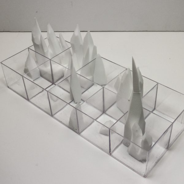 ענבל הופמן, מדע 8 , 2018, טכניקה מעורבת,